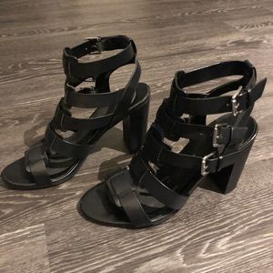 Guess satrapy Sandals
